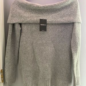 NWT Forever 21 Size M off-shoulder grey sweater